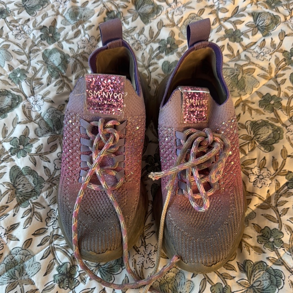 Steve Madden Pink and Purple Sneakers High-Top Lace-Up